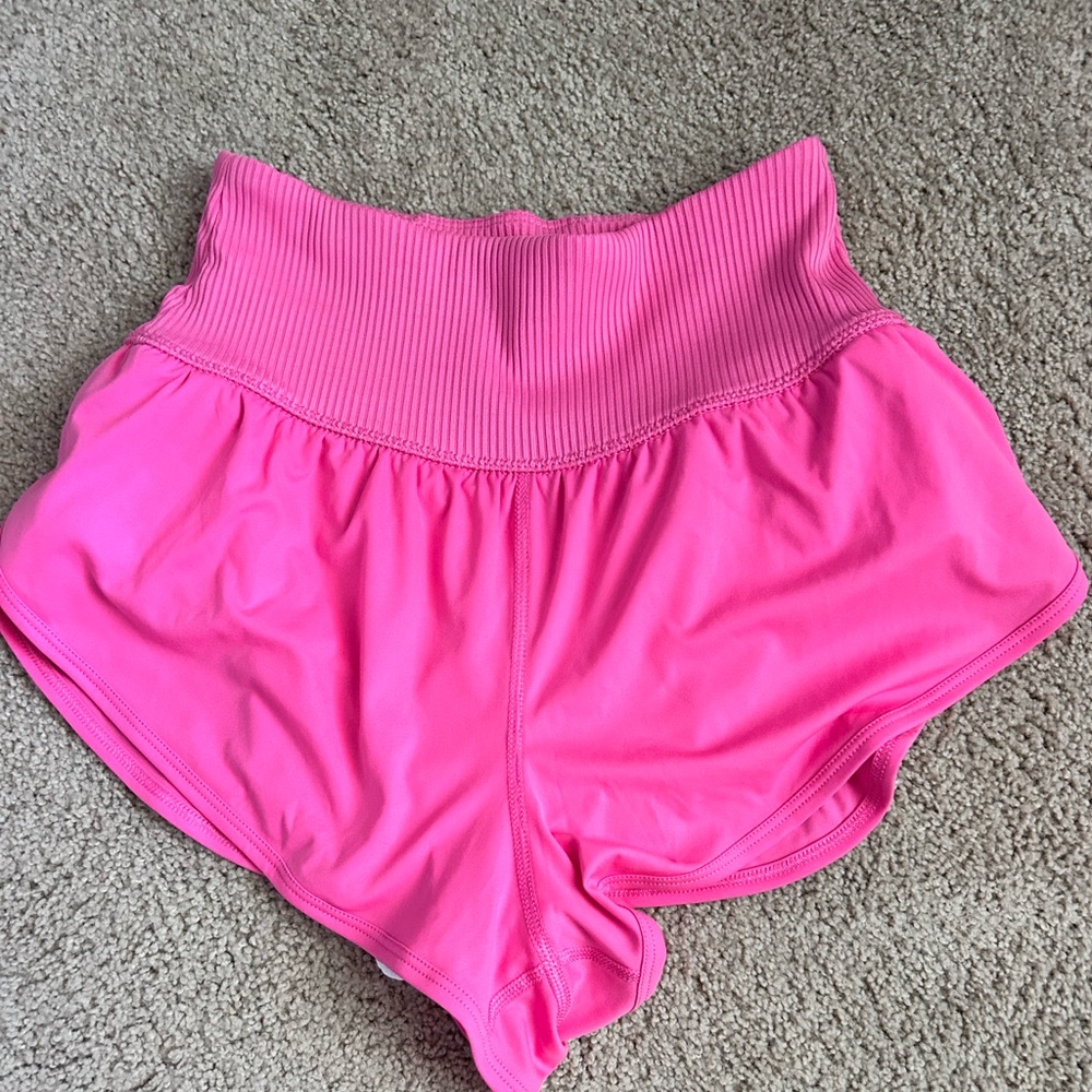 Free People Game Time shorts🩷🩷
